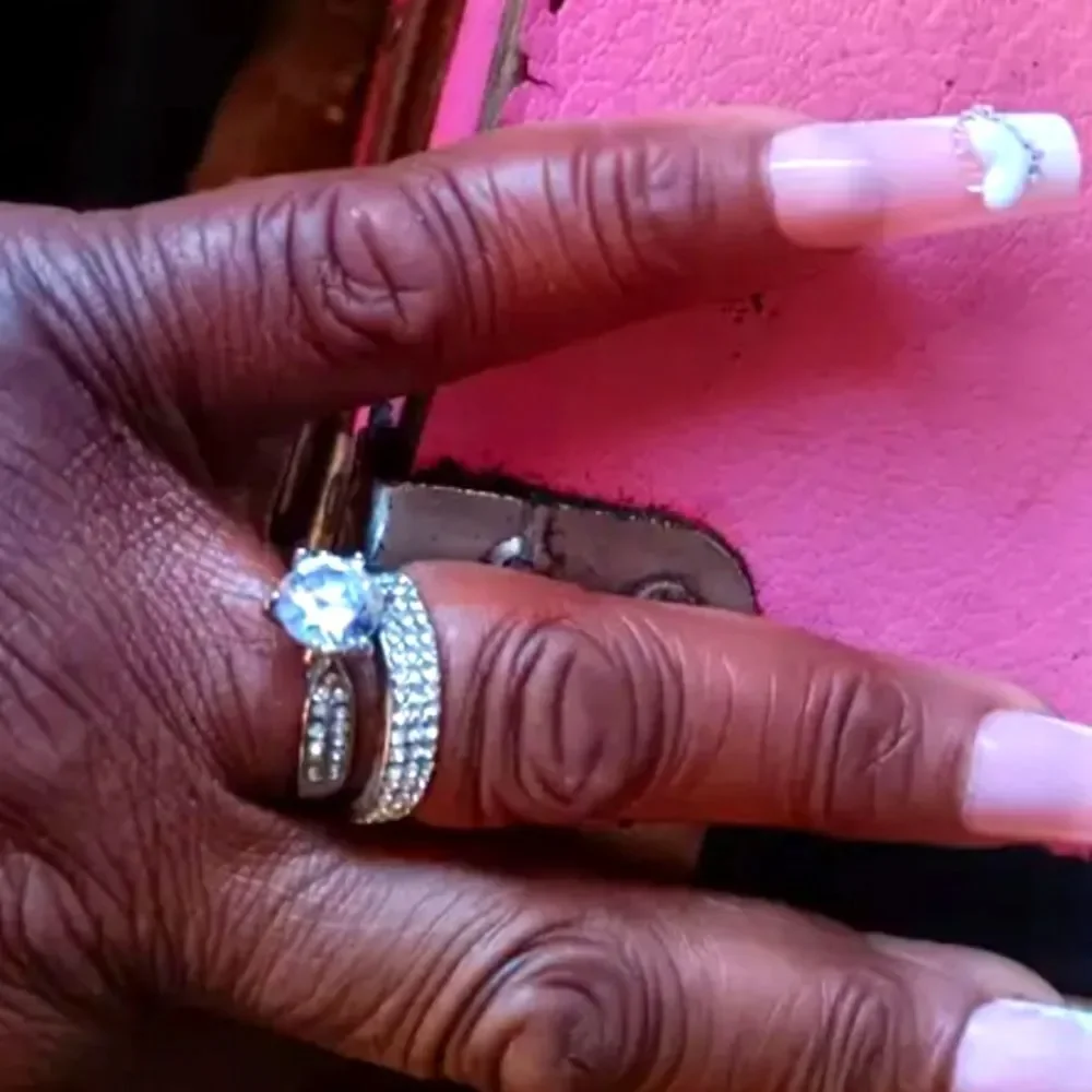 boutique simulated diamonds